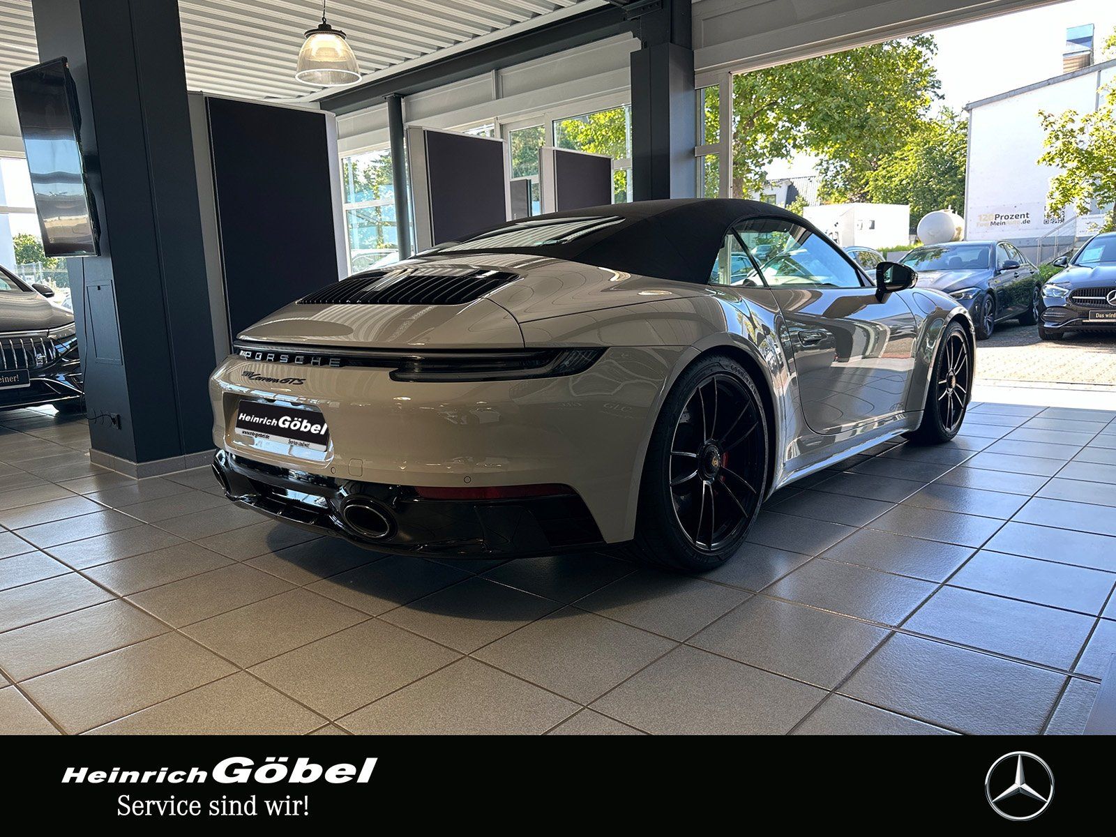 Fahrzeugabbildung Porsche 911 Carrera GTS Liftsystem, Hinterachslenkung