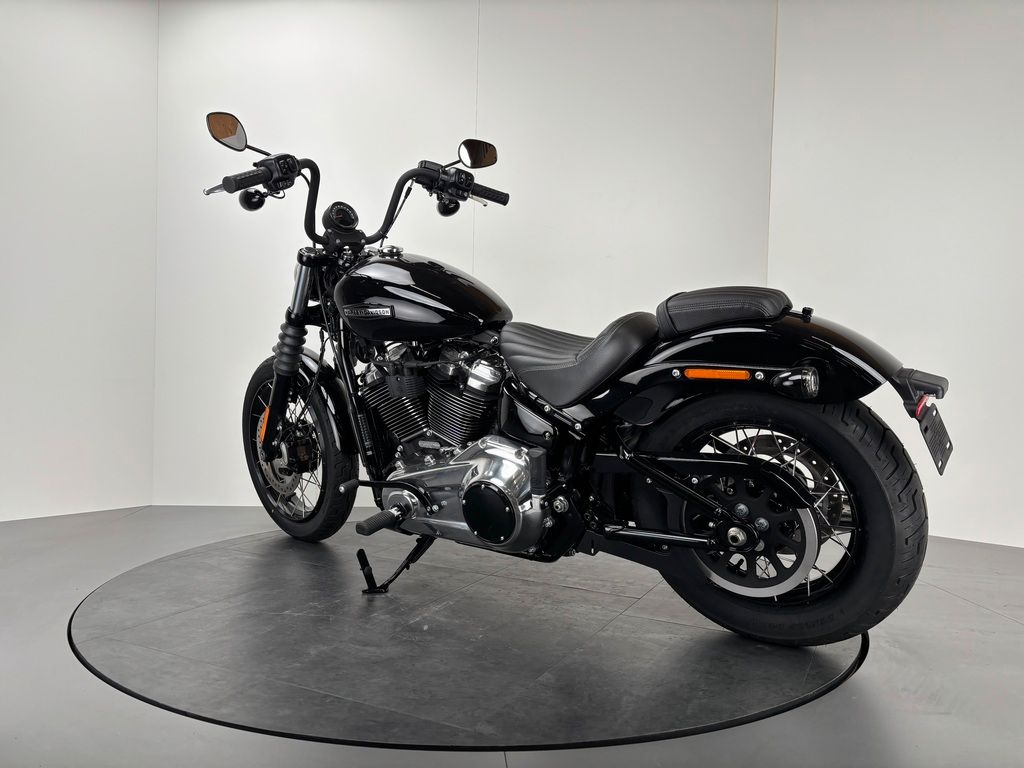 Fahrzeugabbildung Harley-Davidson STREET BOB 117 *NEUWERTIG *1.HAND