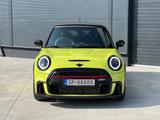 MINI John Cooper Works - weiße MINI John Cooper Works