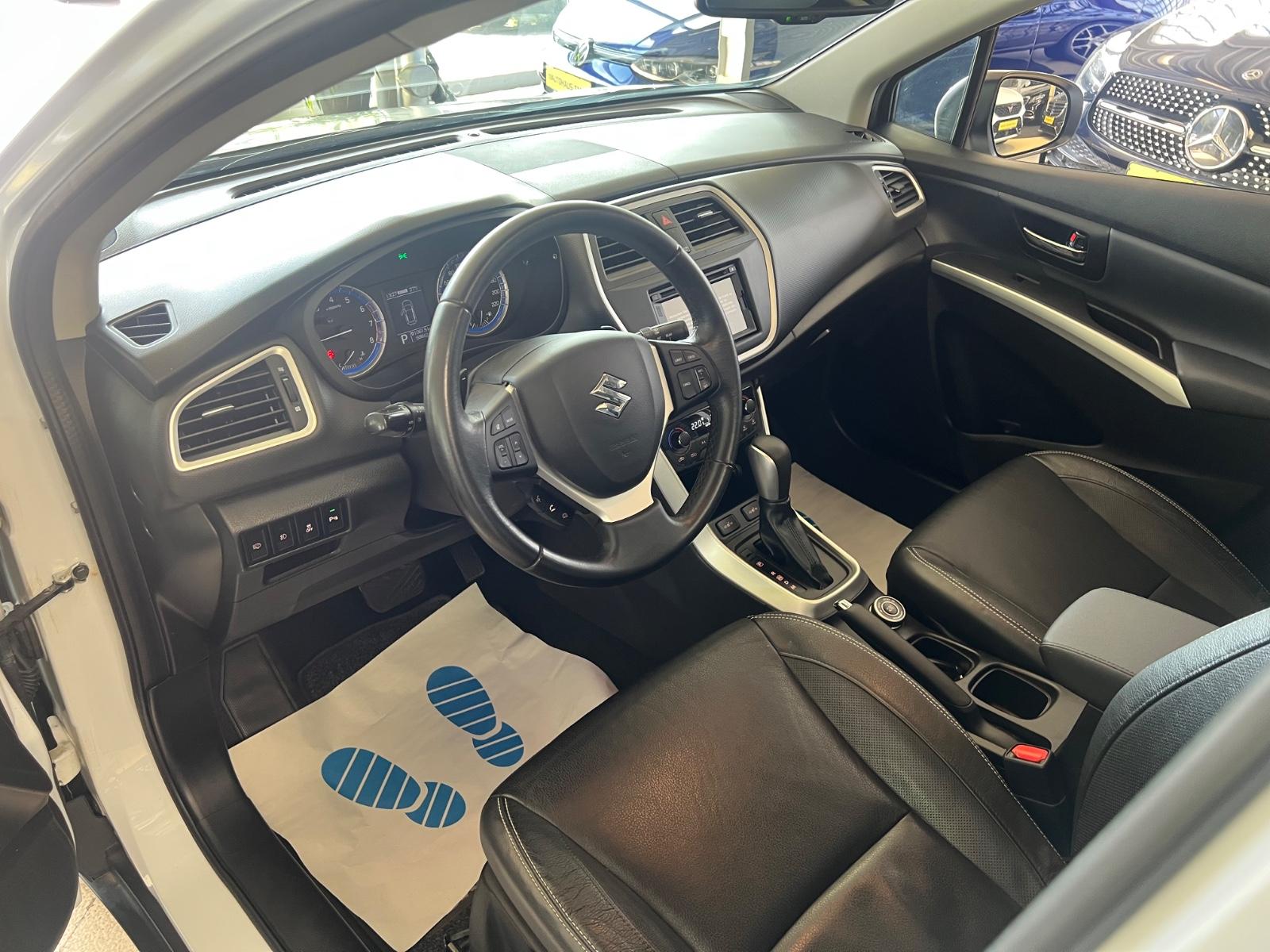 Suzuki SX4 S-Cross Comfort+ 4x4 *PANO*LEDER*