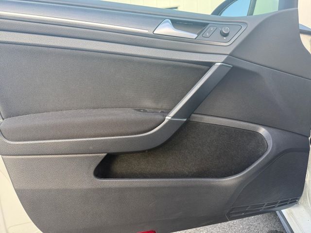 Golf 7 VII 2.0 TSI ACC Dynaudio DCC Apple CarPla
