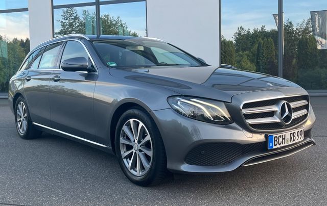 MERCEDES-BENZ E 200d T Avantgarde  LED  TÜV Neu 