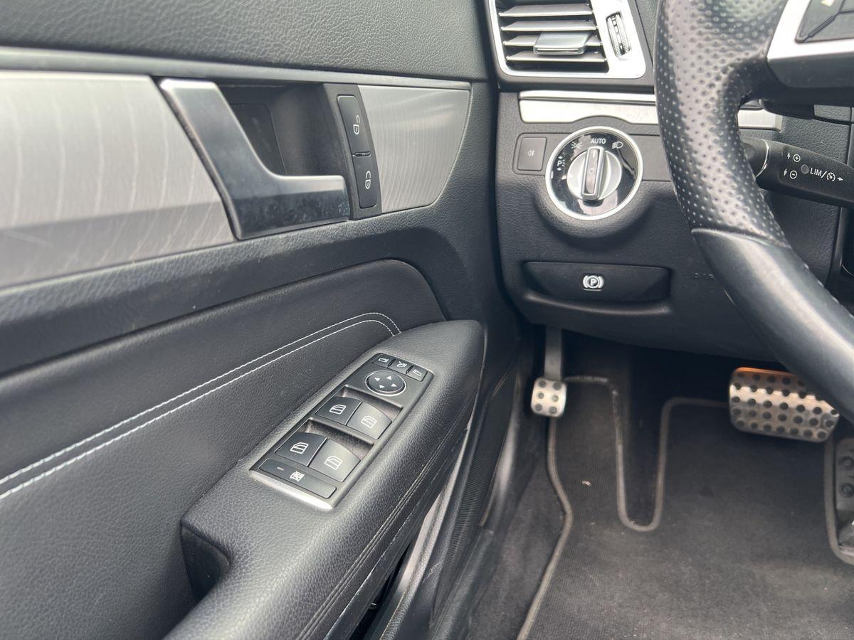 Mercedes-Benz E300 3.5 V6 CGI Cabrio AMG Line*ILS*Airscarf*