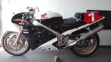 Honda VFR750 R - RC30 - HONDA MOTORRAD RC30 VFR750R