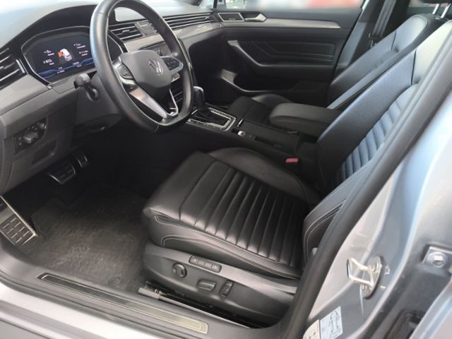 Fahrzeugabbildung Volkswagen Passat Variant 2.0 TDI DSG Alltrack 4MOTION PANO