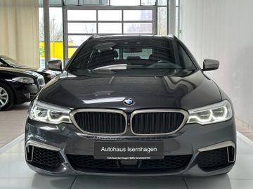 Fahrzeugabbildung BMW M550d xD ACC HUD 360° B&W DAB DisplKey SoftCl TV