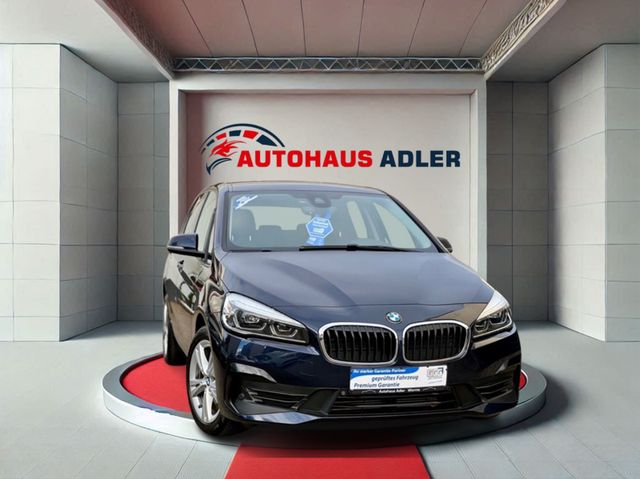 BMW 218i Active Tourer Advant*AUTOM*2HD*PDC*LED*NAVI