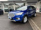 Ford Kuga Titanium - Ford Kuga: Blau