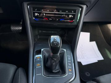 Volkswagen Tiguan - 12