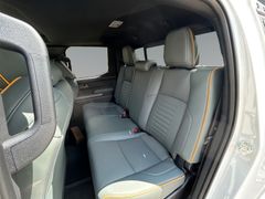 TOYOTA MY25 Tacoma Trailhunter *ON STOCK*