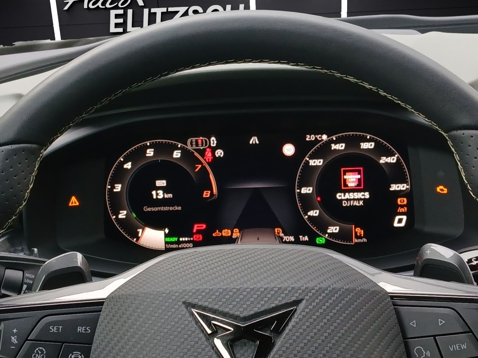 Fahrzeugabbildung CUPRA Terramar VZ e-Hybrid Tribe Matrix Sennh.AHK