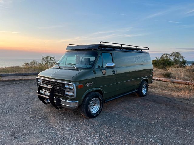 Chevrolet Chevy Van