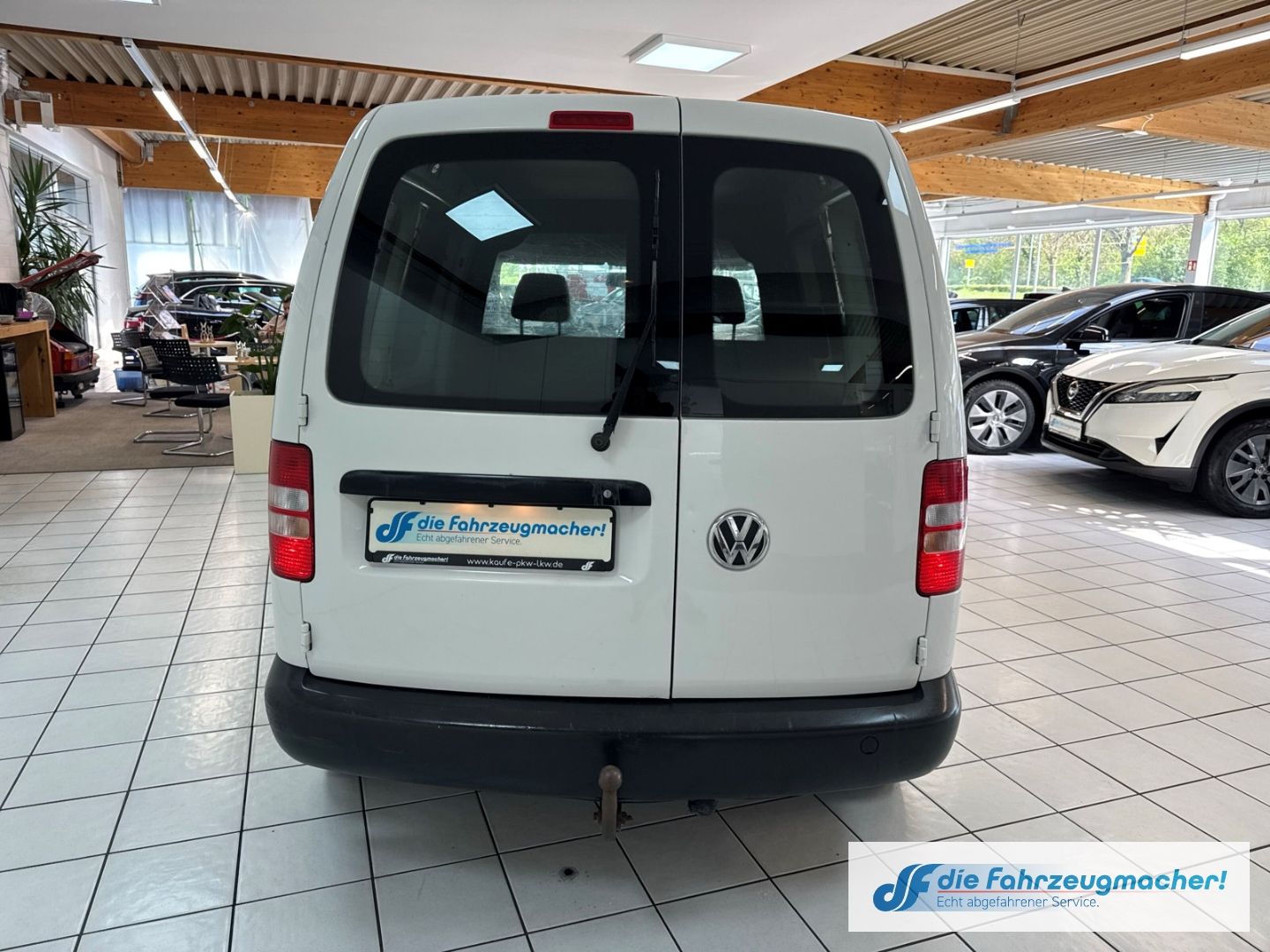 Fahrzeugabbildung Volkswagen Caddy Kasten TÜV 09/26 AHK Klimaauto *EXPORT