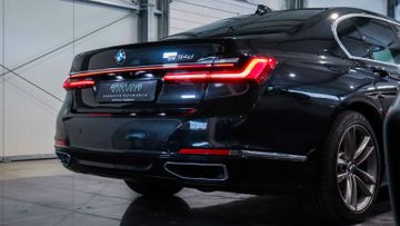 BMW 730 - 11