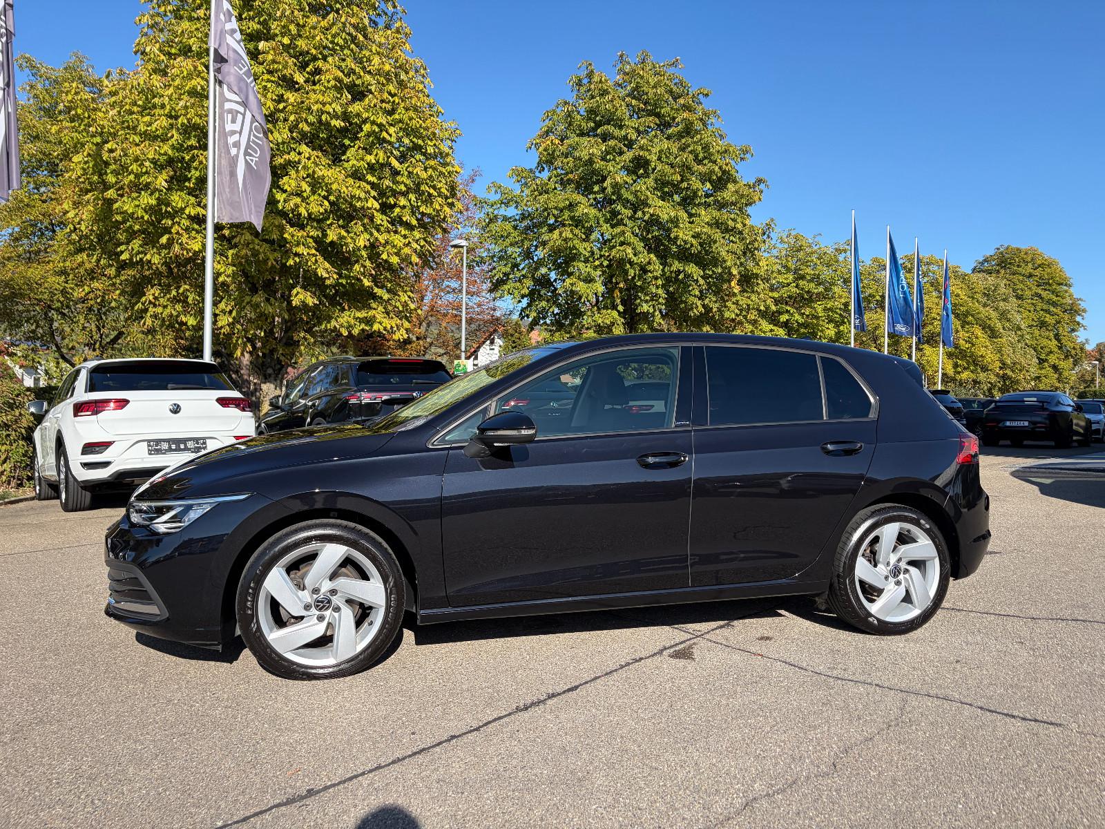 Volkswagen Golf VIII Active # Kamera - AHK -APP -LED -ACC