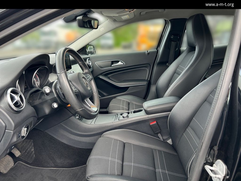 MERCEDES-BENZ GLA 200 Urban*AHK*Bi-Xenon*PTS*Navi*Sitzh.*18&quot