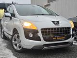 Peugeot 3008 Platinum*SHZ*MFL*HEA-UP*PDC*KLIMAU*ALU*PANO - gebrauchte Peugeot 3008 aus dem Jahr 2011