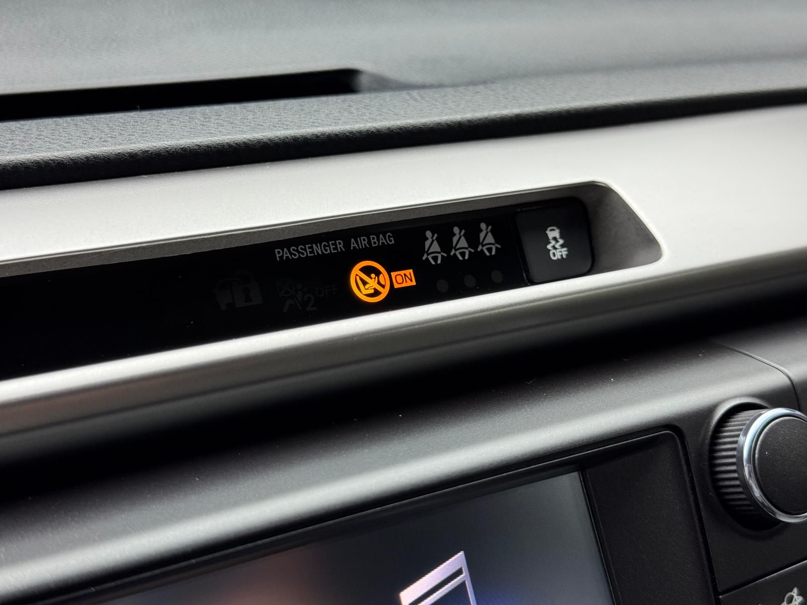 Fahrzeugabbildung Toyota RAV 4 2.5 EXECUTIVE/STANDHZ/RCAM/KEY/LED/DAB/RSA