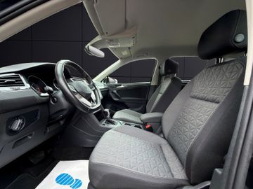 Volkswagen Tiguan - 9