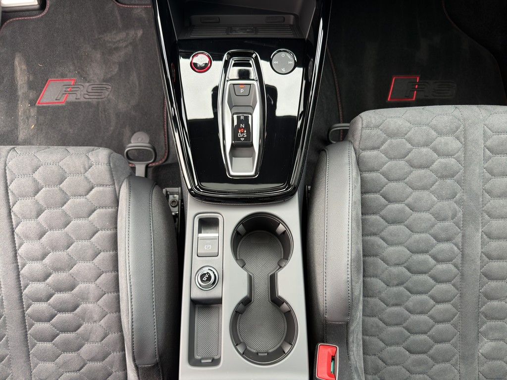 Audi RS3 Sportback quattro S-Tronic foto 16