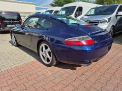 Fahrzeugabbildung 996 911 Carrera Coupe MOTORSCHADEN Deutsches Aut