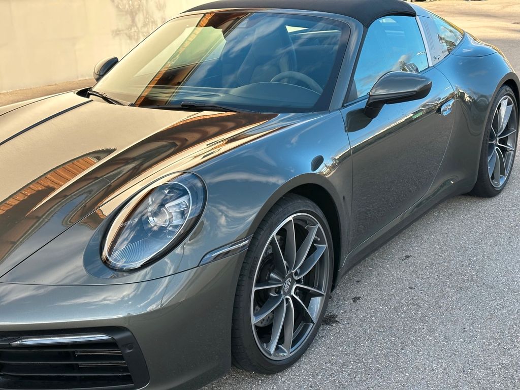 Porsche 992