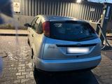 Ford Polnischer Ford Focus - Ford Focus aus 2001: Kombi