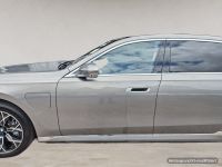 BMW 750 - Vorschau Bild 10