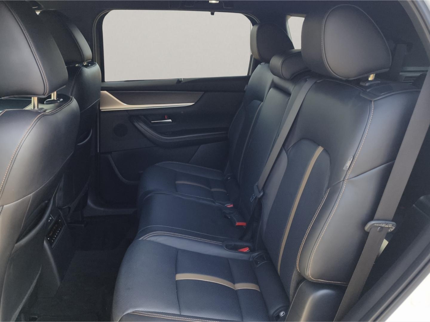 Mazda CX-80 HOMURA PLUS+BOSE+PANO+CARPLAY+MATRIX