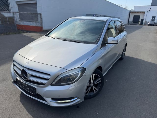 Mercedes-Benz B 180 CDI * Xenon * Navi * Eu6