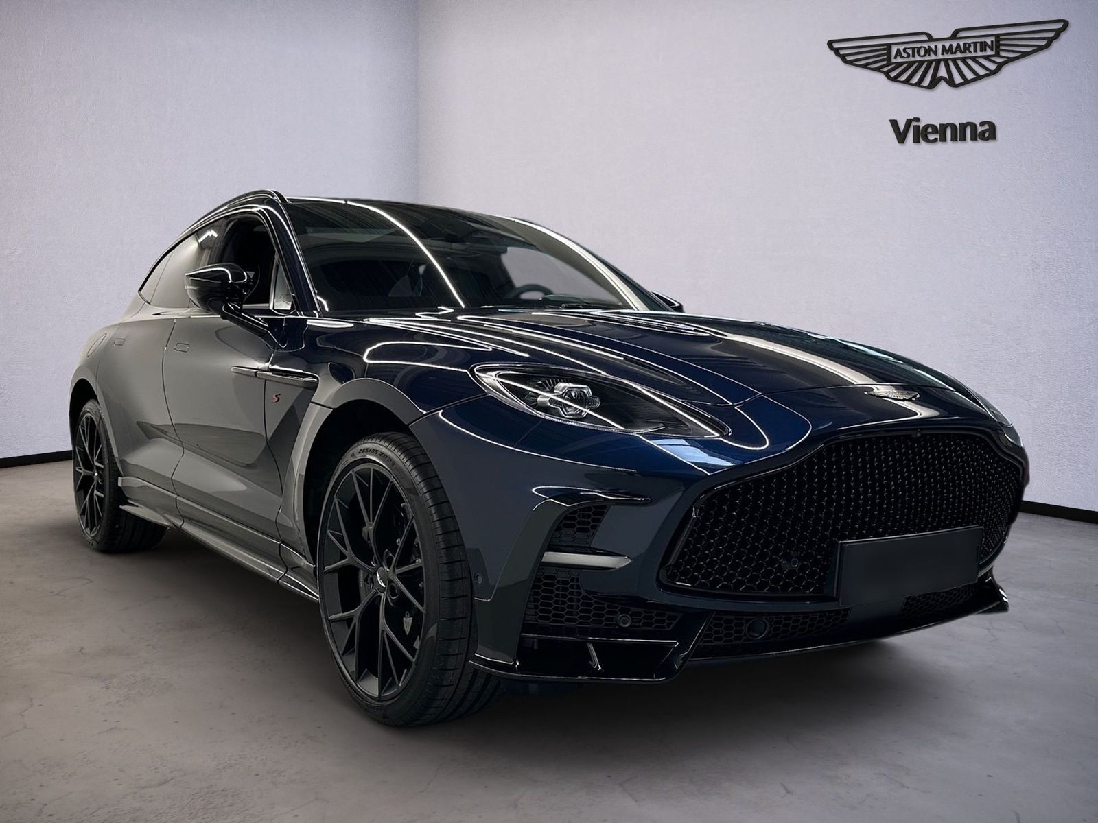 Aston Martin DBX S | Midnight Blue | PANO | 23" imagem 2
