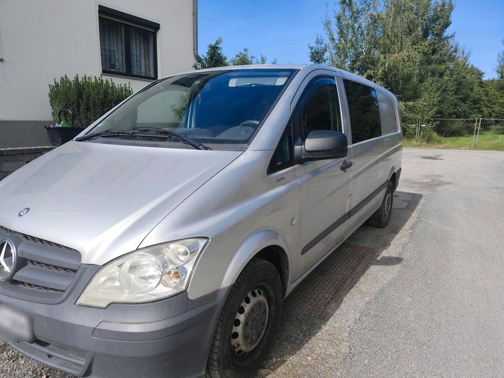 Image of Mercedes-Benz Vito