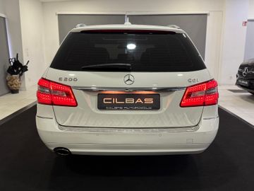 Mercedes E 200 - 7