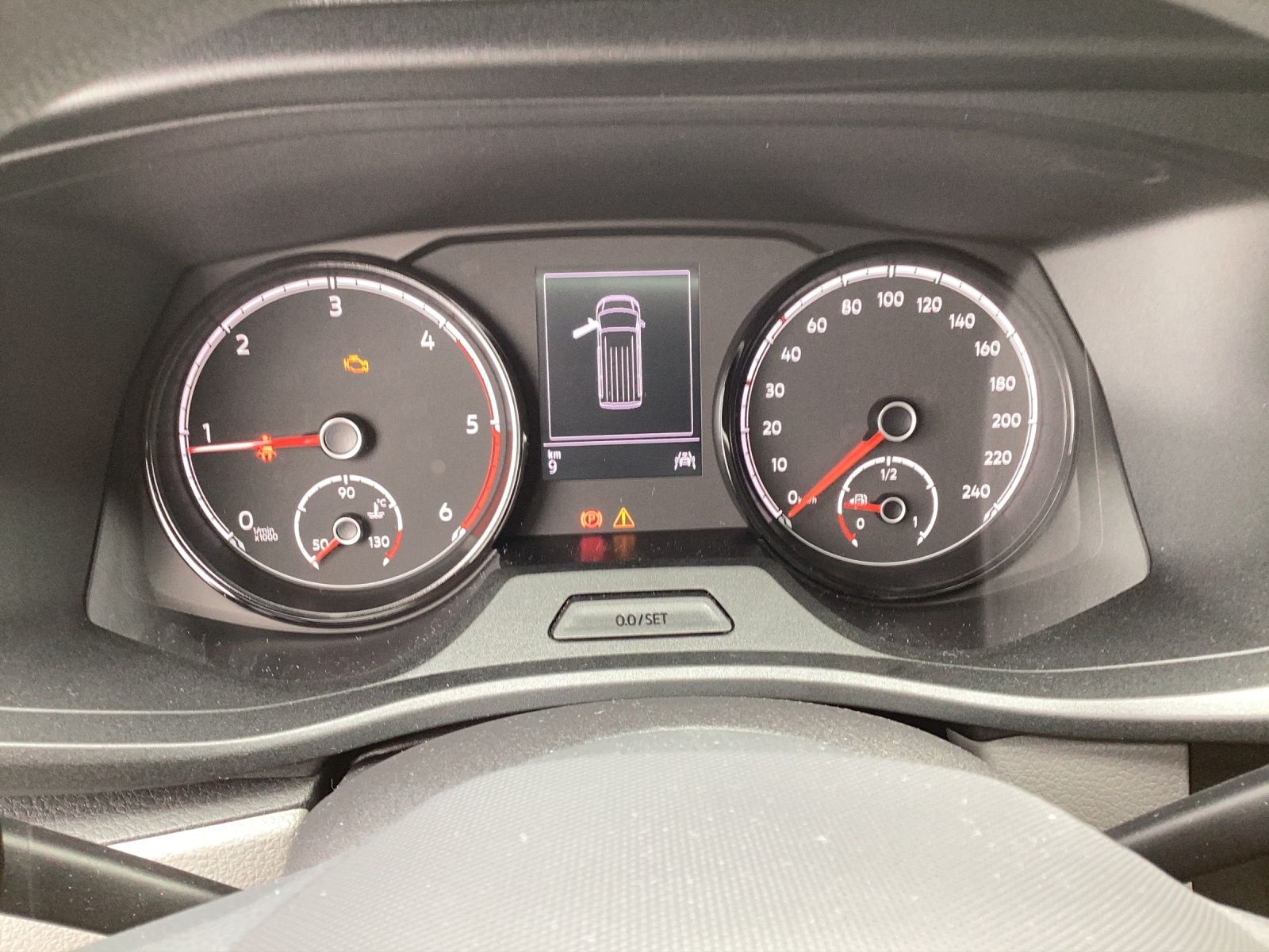 Fahrzeugabbildung Volkswagen T6 Kombi T6.1 TDI 9 Sitze LR LED SITZH. REAR VIE
