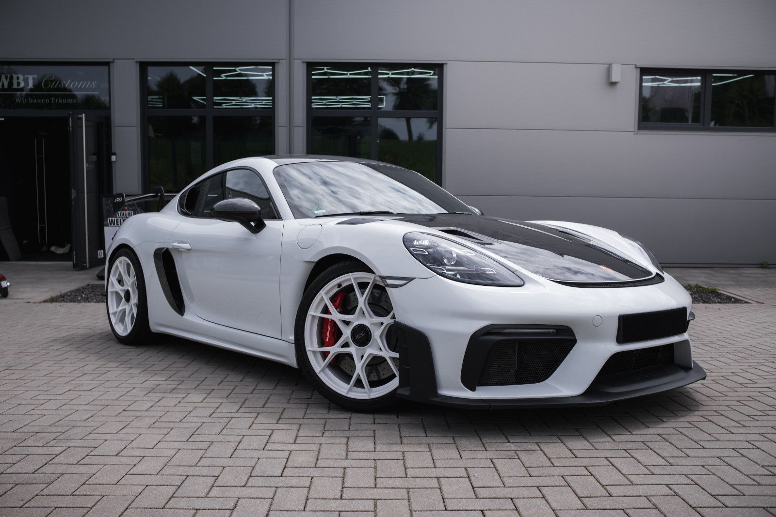 Fahrzeugabbildung Porsche 718 GT4 RS-Weissach-Clubsport-Lift-LED-Kam.-90 L