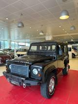 Land Rover LAND ROVER Defender 90 2.4 TD4 Station Wagon SE  - gebrauchte Land Rover Defender aus dem Jahr 2011