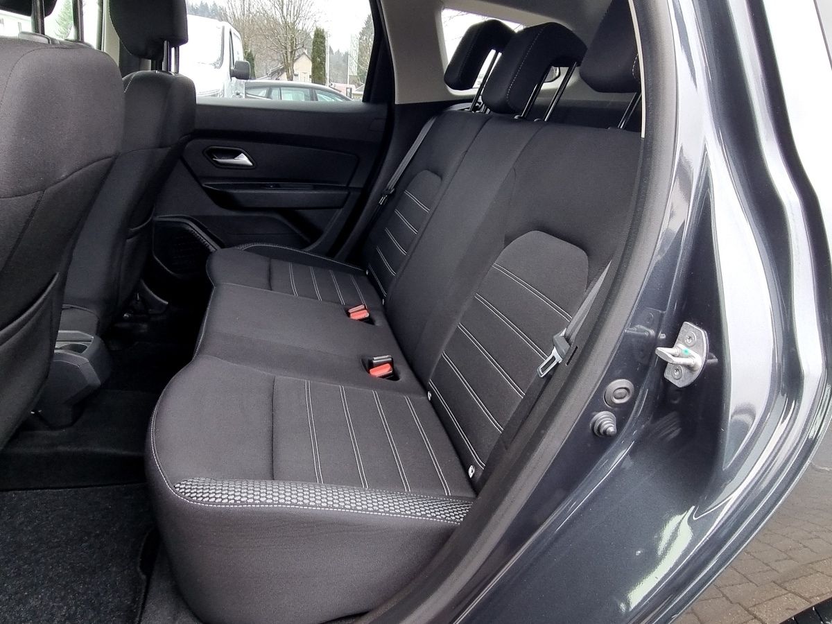Fahrzeugabbildung Dacia Duster Prestige TCe 130