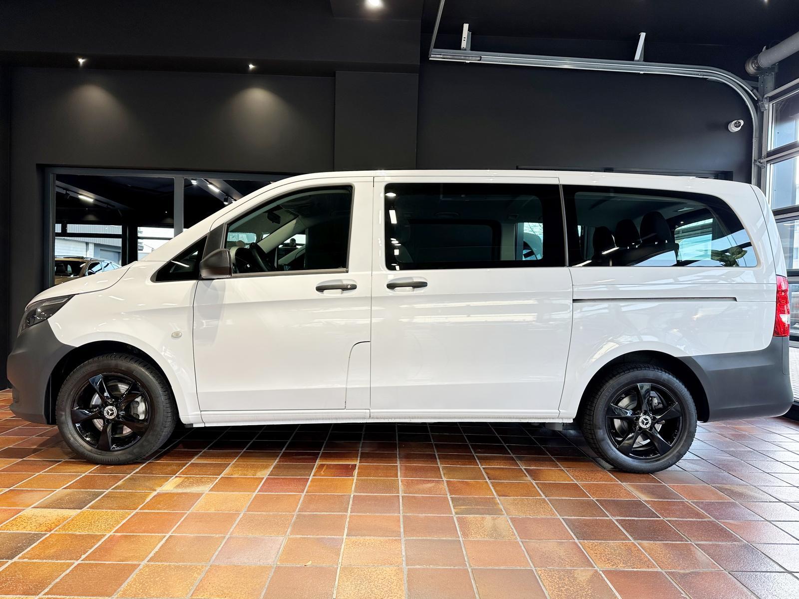 Mercedes-Benz VITO TOURER 114 4X4 LANG 2xSCH-TÜR 8SITZE STANDH