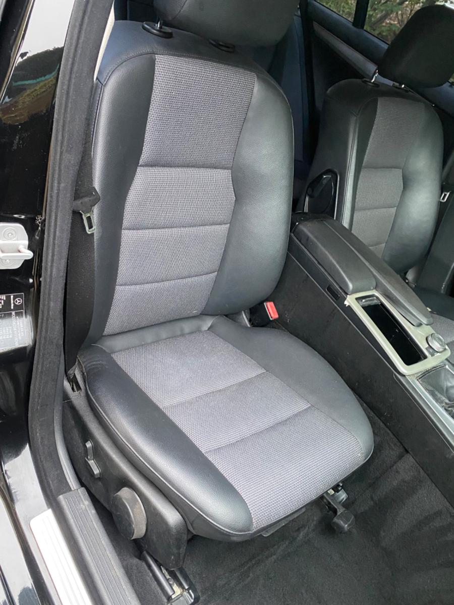 Mercedes-Benz C200 2013 — photo 22
