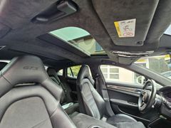 Fahrzeugabbildung Panamera GTS Luftfederung AD Niveau El. Panodach