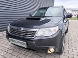 Subaru Forester 2.0D 4x4 Comfort/Klima/Panorama/TÜV:neu - Subaru Gebrauchtwagen in Augsburg