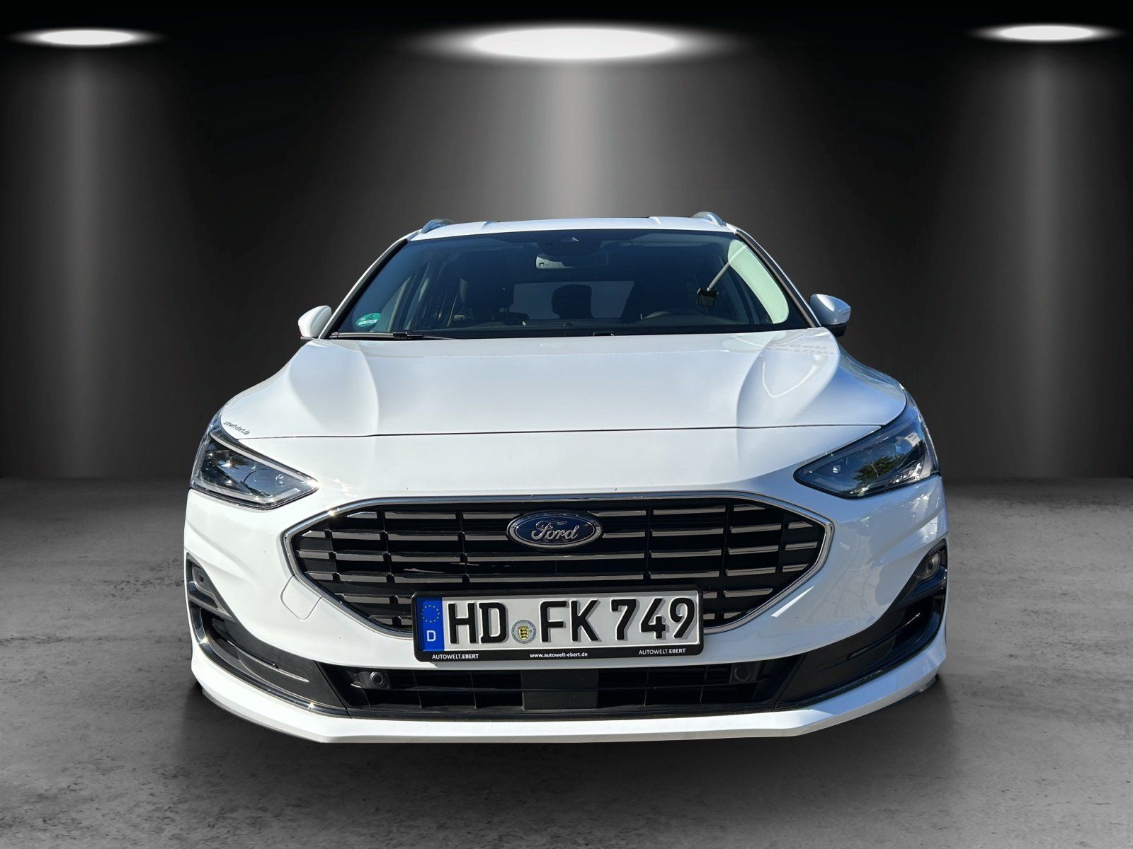 Fahrzeugabbildung Ford Focus Titanium x MHEV LED Schein. B&O Winter Pa.