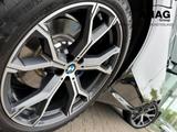 BMW X5 M60i xDrive PanoSky AHK Luftfed.StHz.H/K 360° - BMW X5 M60 Jahreswagen