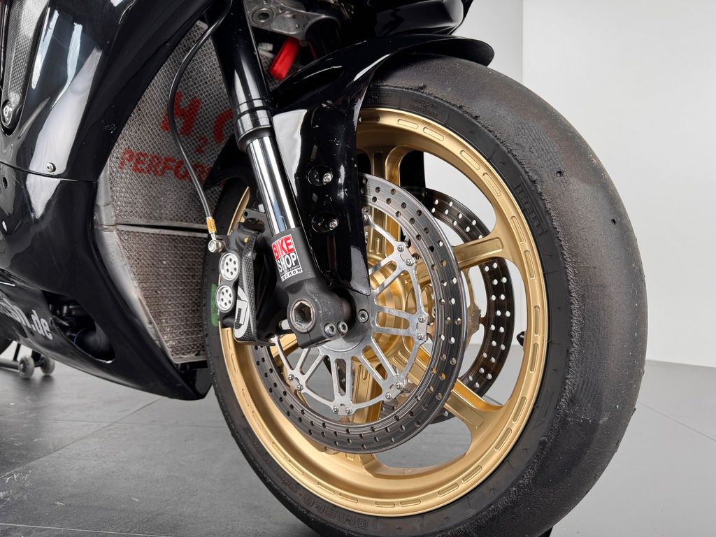 Fahrzeugabbildung Yamaha YZF-R1 RACEBIKE *ÖHLINS *AKRA *H2O *UVM.
