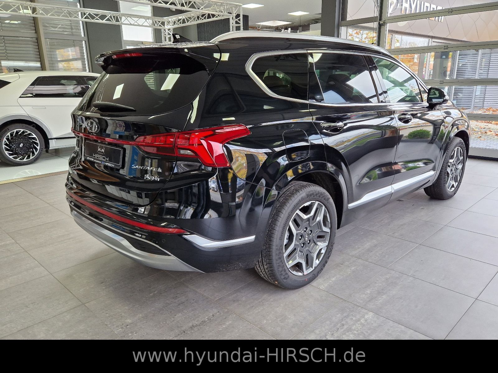 Fahrzeugabbildung Hyundai SANTA FE Plug-In Hybrid 4WD SEVEN SIGNATURE PANO