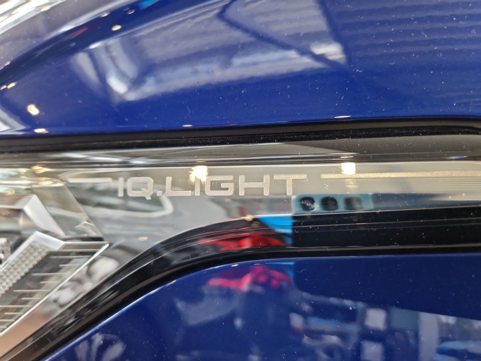 Fahrzeugabbildung Volkswagen Tiguan R-Line 4M MATRIX ACC 20" NAVI
