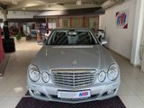 Mercedes-Benz E 200 K ELEGANCE*1.HAND*WENIG KM*AHK*PDC*ALU*TOP - Mercedes-Benz E-Class aus 2008