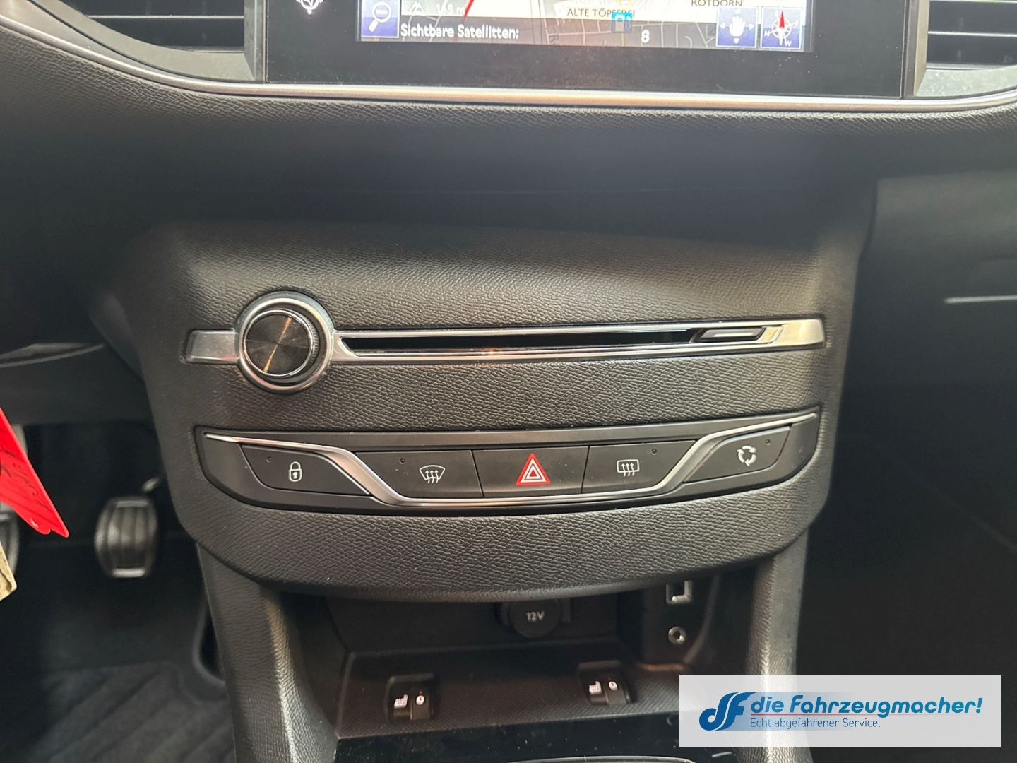 Fahrzeugabbildung Peugeot 308 SW Business-Line 1.6 BlueHDi 120 FAP 2-Zonen