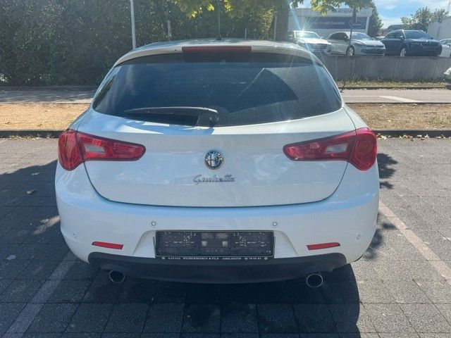 Fahrzeugabbildung Alfa Romeo Giulietta Turismo Sportiva LEDER