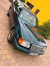 Mercedes-Benz Mercedes W124 300d - Mercedes-Benz 300: 300d W124